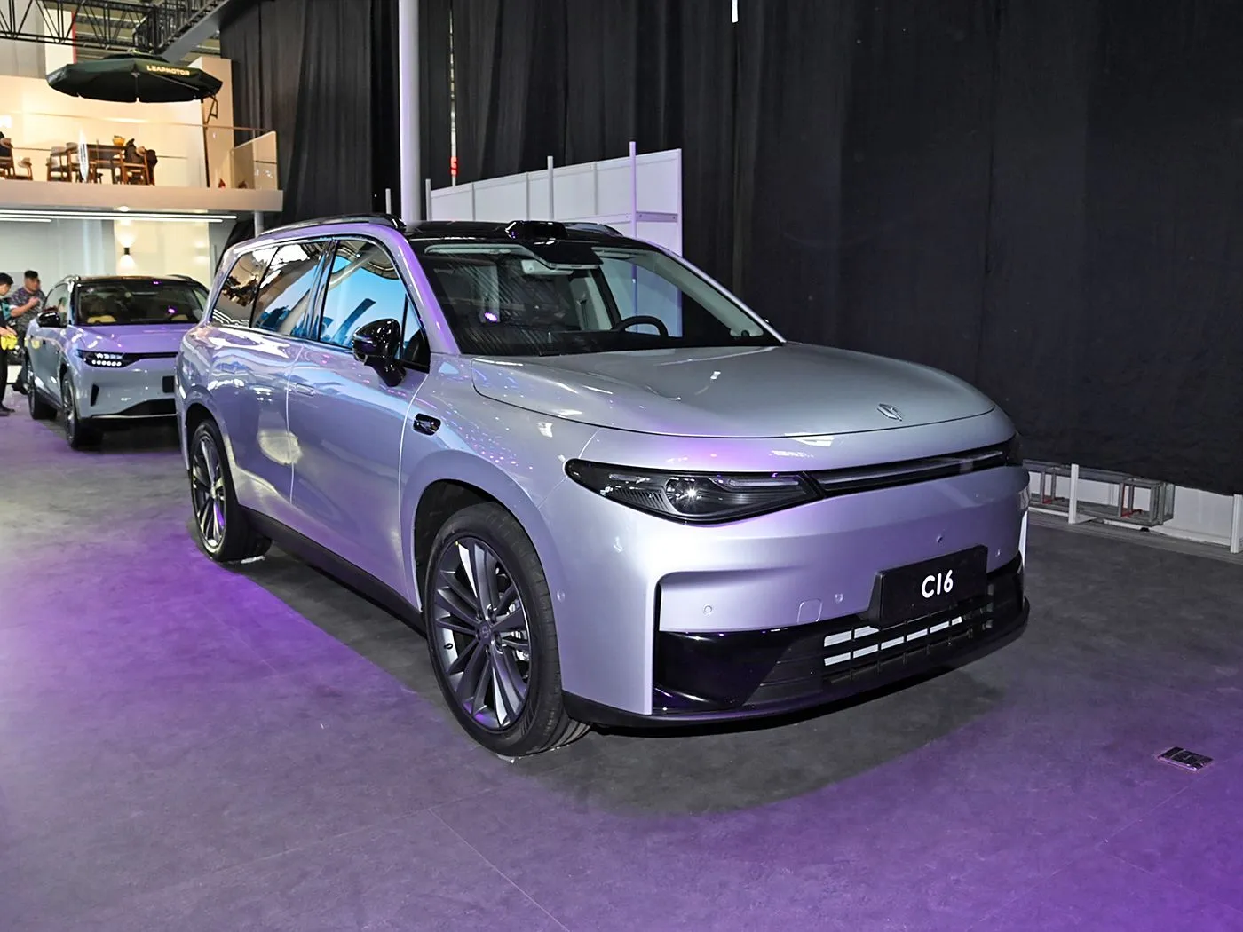 Leapmotor C16 5 Cửa 6 Chỗ EV SUV 4WD Chế Độ Lái Tay Lái Trái Điện & Lai Nhiên Liệu Năng Lượng Mới tự Động