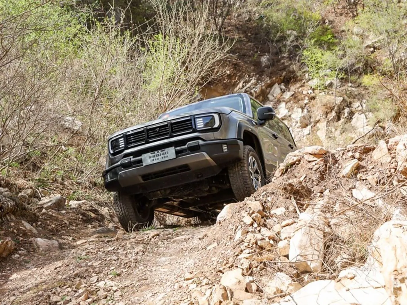 Bắc Kinh Off-Road BJ40 SUV nhỏ gọn 4WD, bình chứa 85L & Camera toàn cảnh Chiều dài cơ sở dài