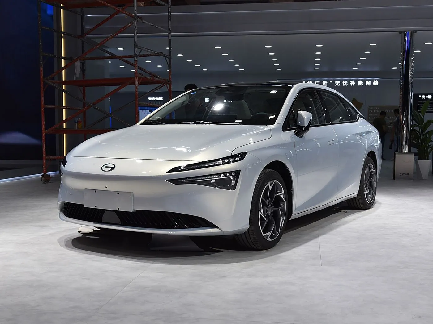 SUV điện cao cấp AION S MAX hybrid EV với các tính năng tiên tiến tốc độ cao Xe năng lượng mới thân thiện với môi trường