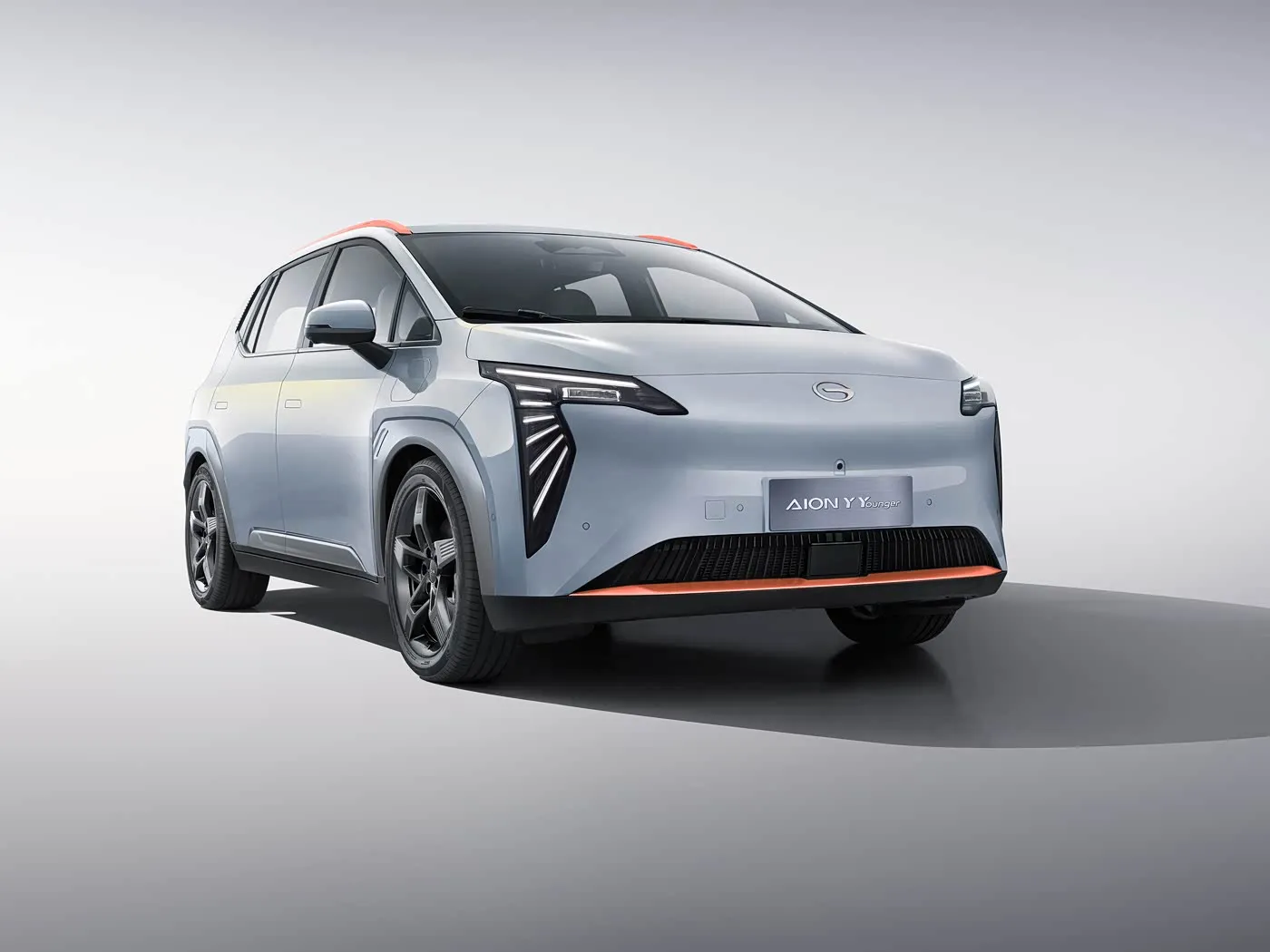Xe điện GAC Aion Y Plus Phiên bản lái xe thông minh 5 cửa 5 chỗ EV SUV 150Kw Xe năng lượng mới để bán