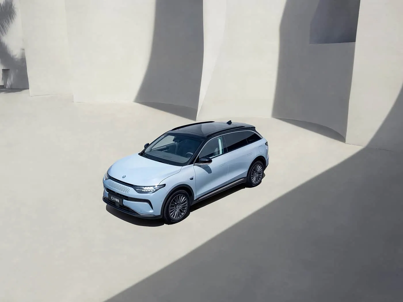 Leapmotor C11 Phiên bản thoải mái Xe SUV điện hybrid Xe PHEV với phạm vi mở rộng Xe năng lượng mới