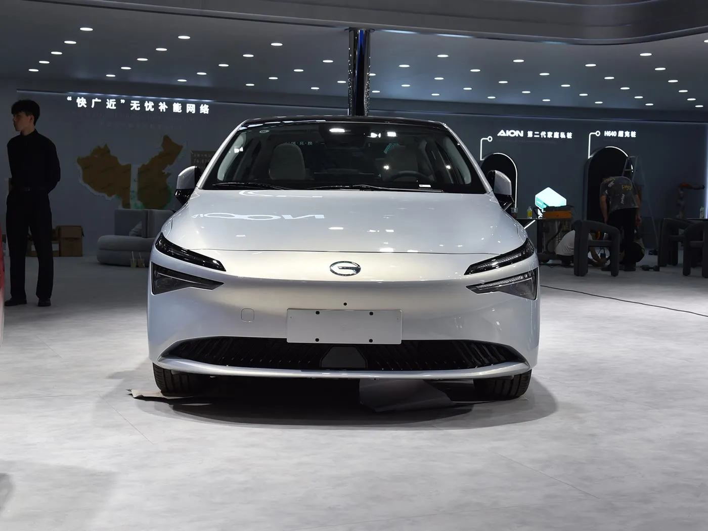 SUV điện cao cấp AION S MAX hybrid EV với các tính năng tiên tiến tốc độ cao Xe năng lượng mới thân thiện với môi trường