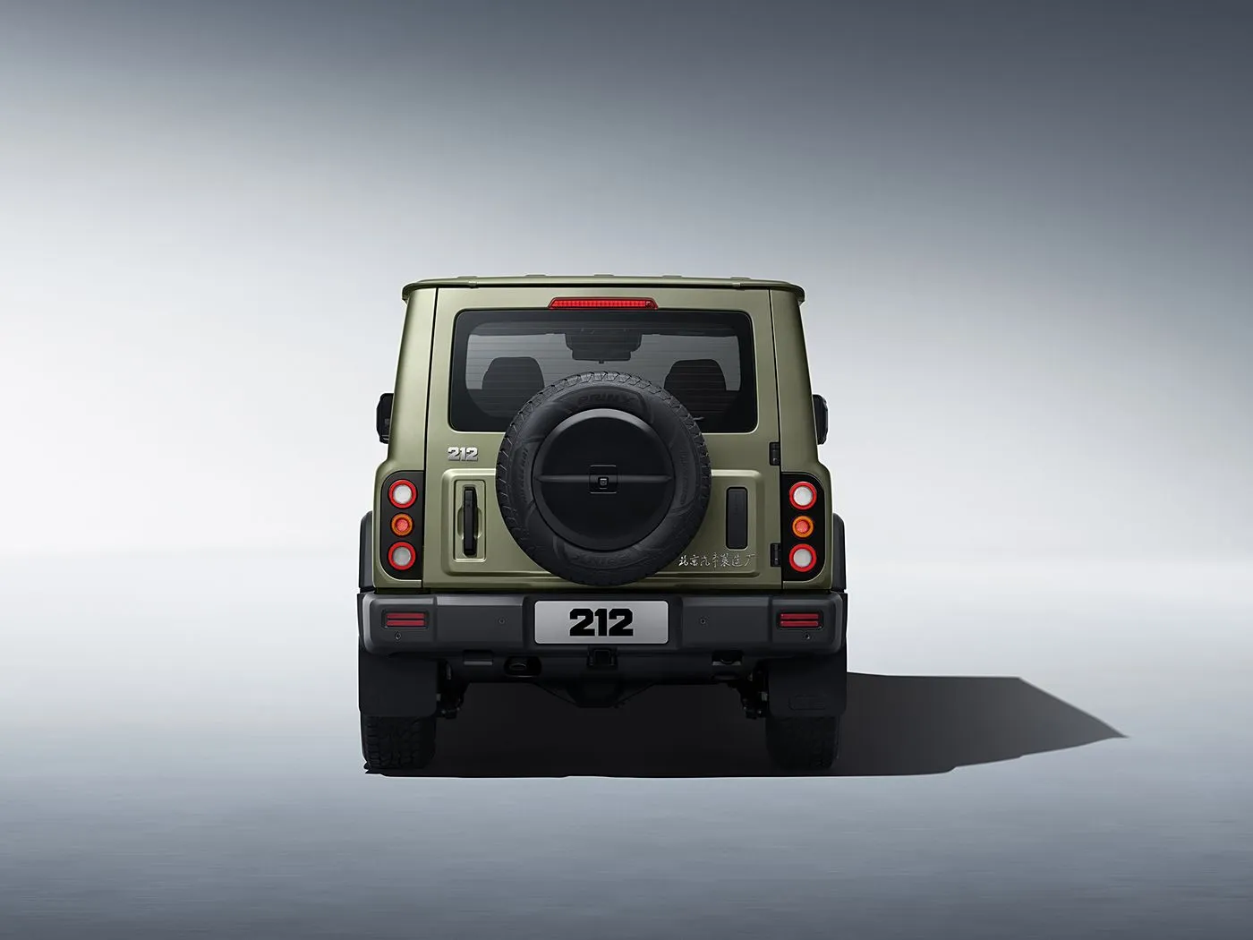 2025 BAIC 212 T01 Chắc Chắn 4WD SUV Nhỏ Gọn Xăng/Diesel 8AT & Da Nội Thất Da Nóng Vô Lăng Dài Bánh Xe