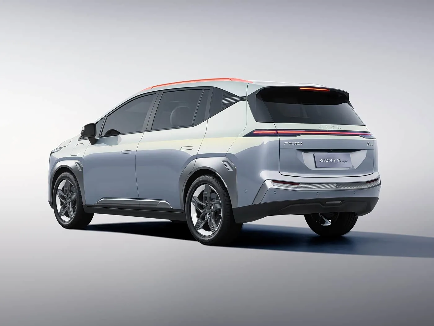 Xe điện GAC Aion Y Plus Phiên bản lái xe thông minh 5 cửa 5 chỗ EV SUV 150Kw Xe năng lượng mới để bán