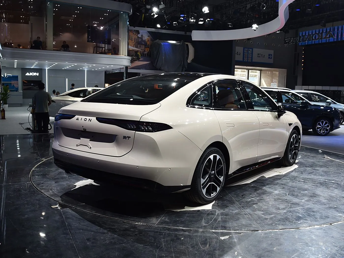 AION RT Xe SUV Điện Tay Lái Bên Trái Tốc Độ Cao EV Hộp Số Tự Động Lai Mini Cấp Sedan Xe Năng Lượng Mới dành cho Người Lớn