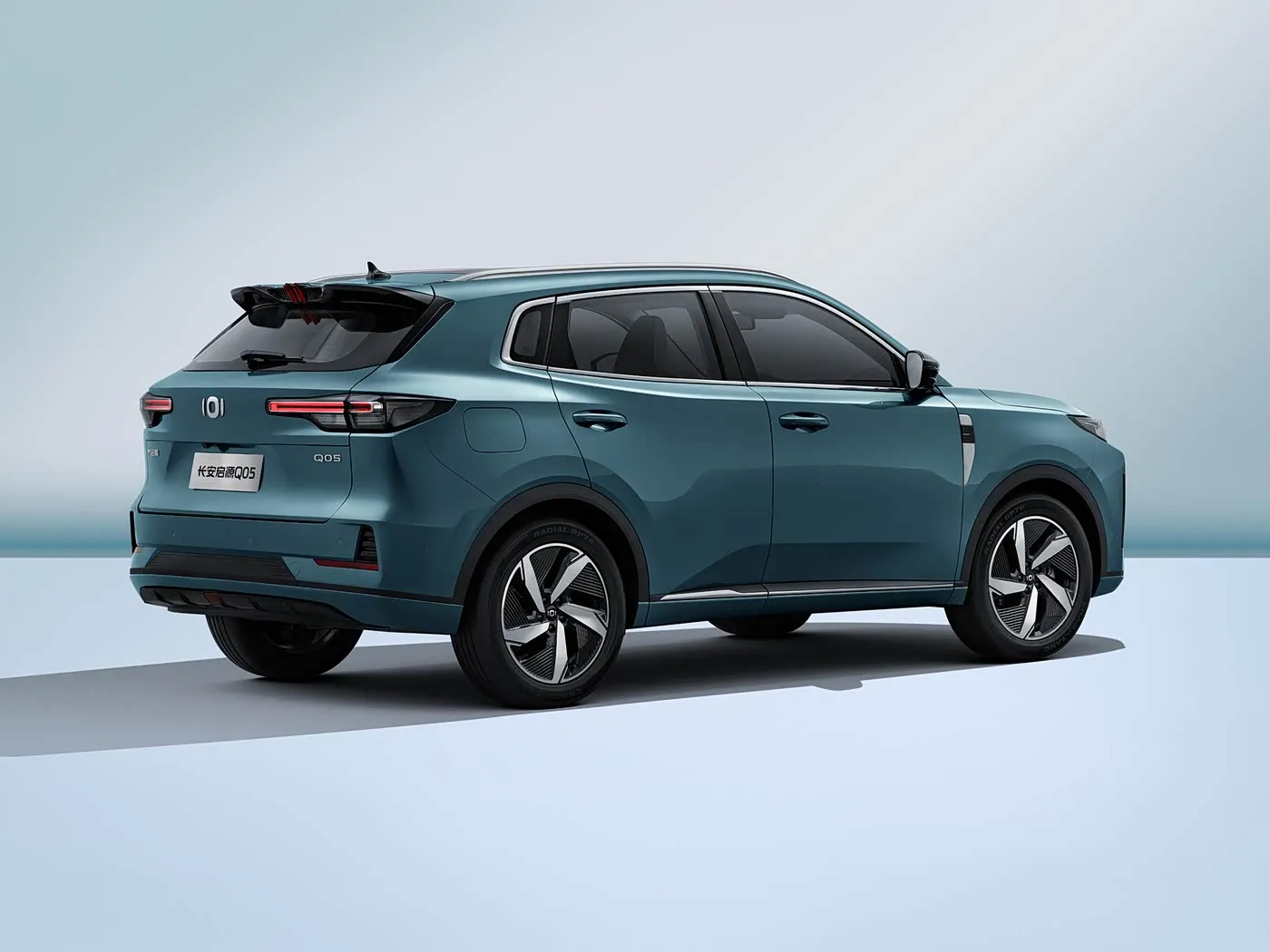 Trường An NEVO Q05 Hybrid Electric SUV Tầm Xa Hộp Số Tự Động 5 Cửa 5 Chỗ Nội Thất Da Bên Trái