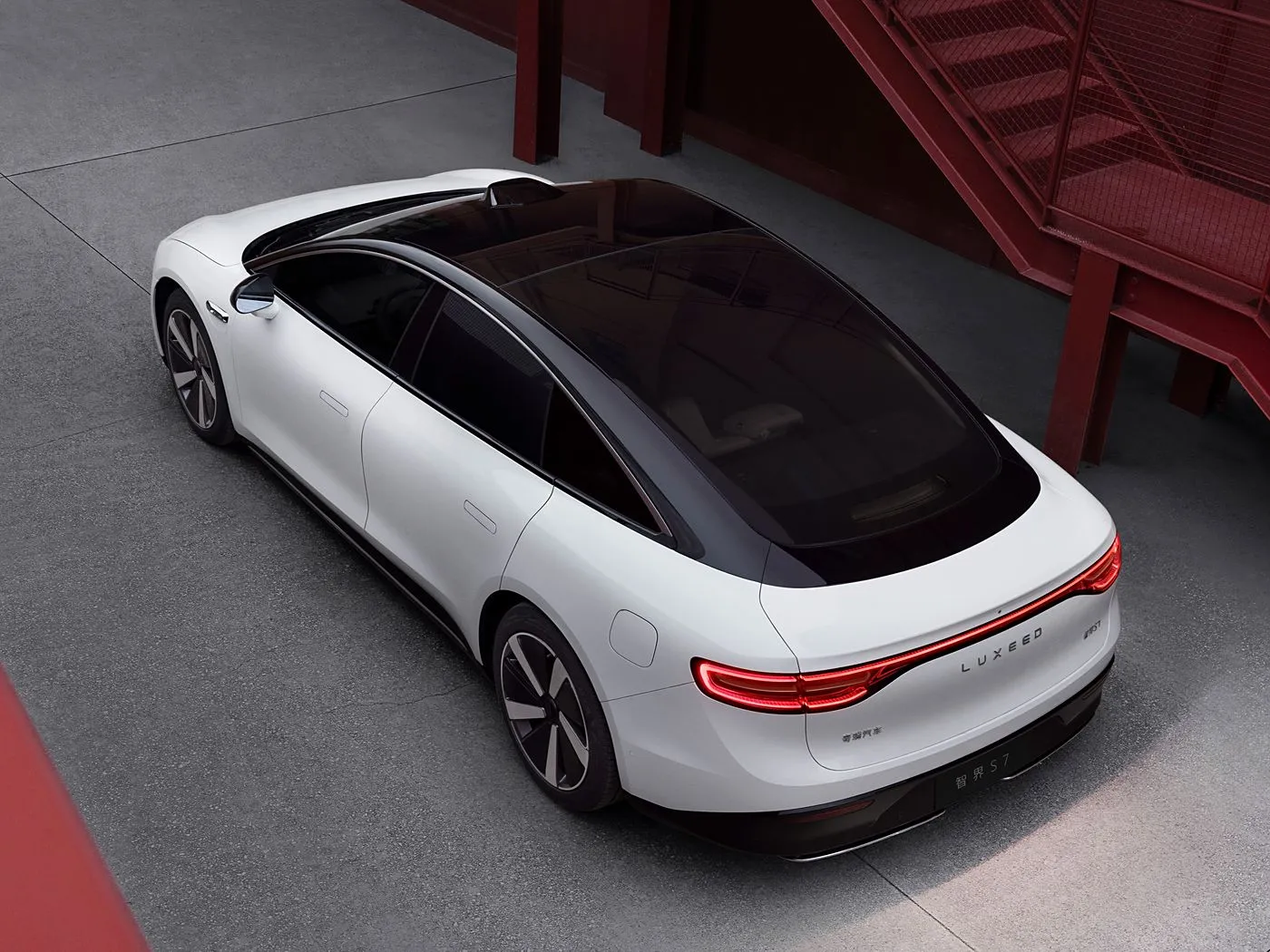 CHERY LUXEED S7 Exeed Xe điện sang trọng năng lượng mới với RWD/AWD 4 cửa & 5 chỗ
