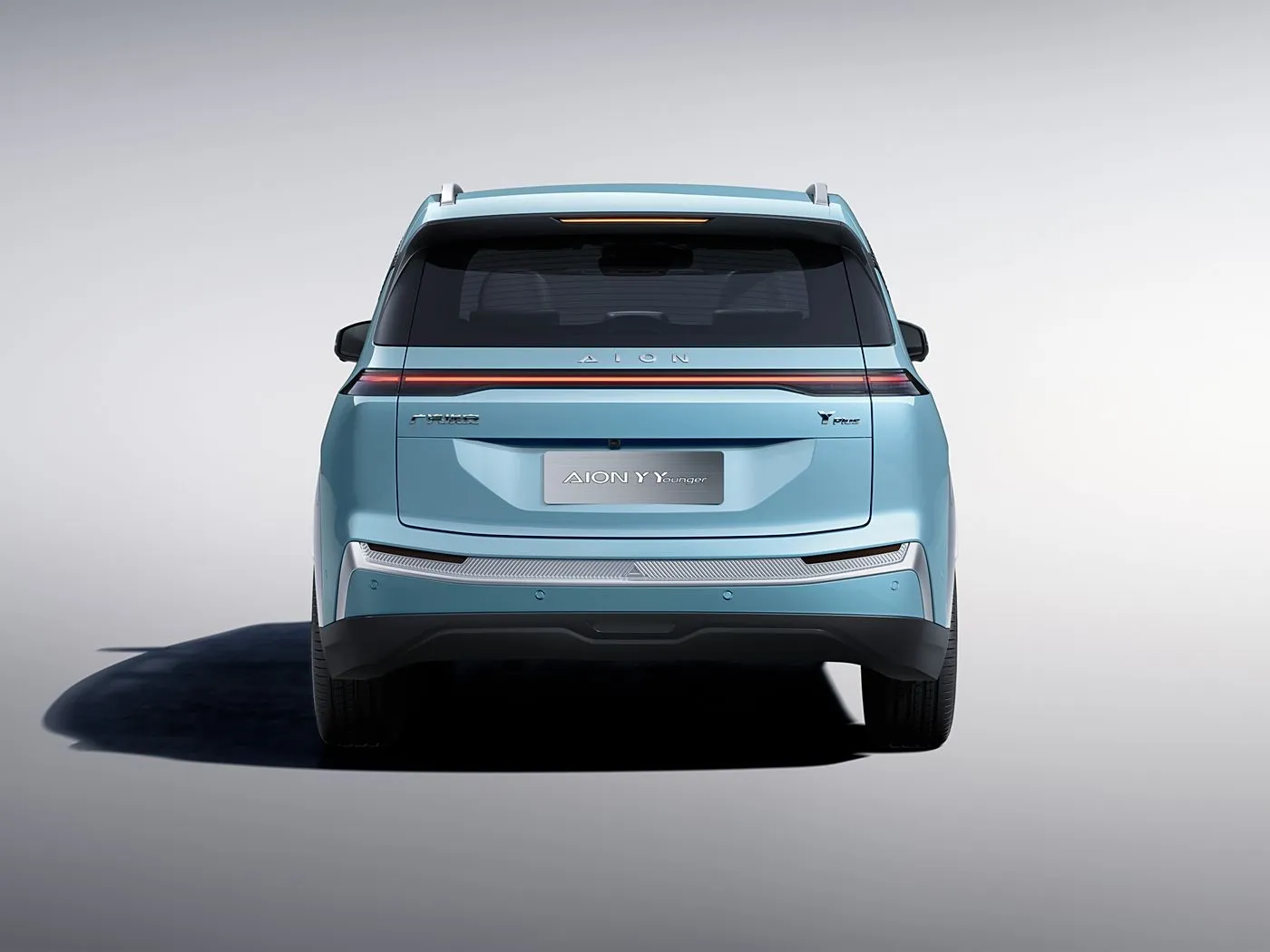 Xe điện GAC Aion Y Plus Phiên bản lái xe thông minh 5 cửa 5 chỗ EV SUV 150Kw Xe năng lượng mới để bán